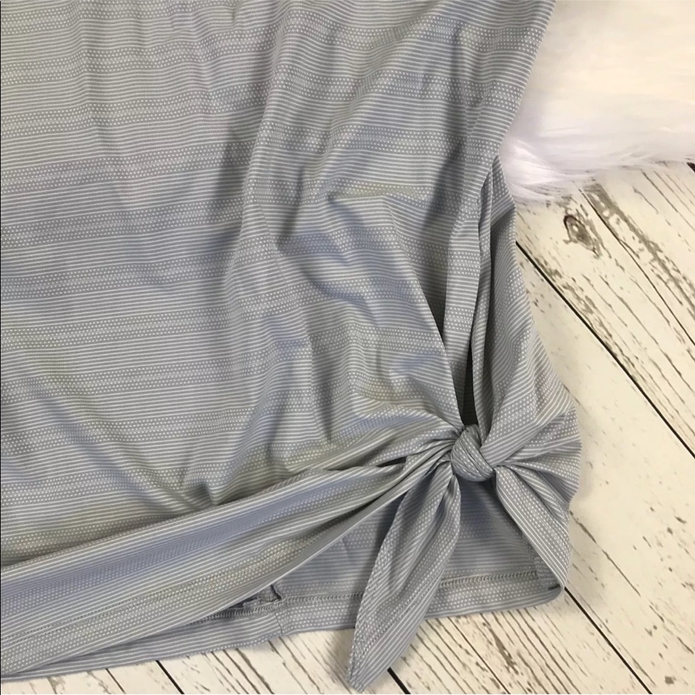 Athleta Side Tie Tank Top Grey White Print V Back - Picture 5 of 8